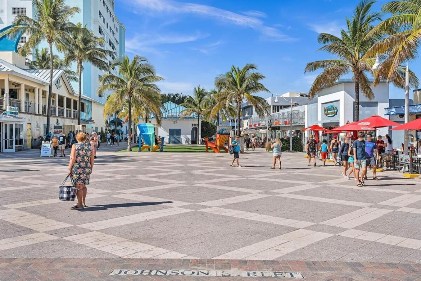 Large Studio Suite Close To Beach And Casino Db3 데이니아 비치 외부 사진